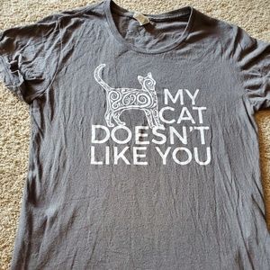 Women's "My Cat Doesn't Like You" Grey Tshirt Med